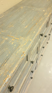Side Board