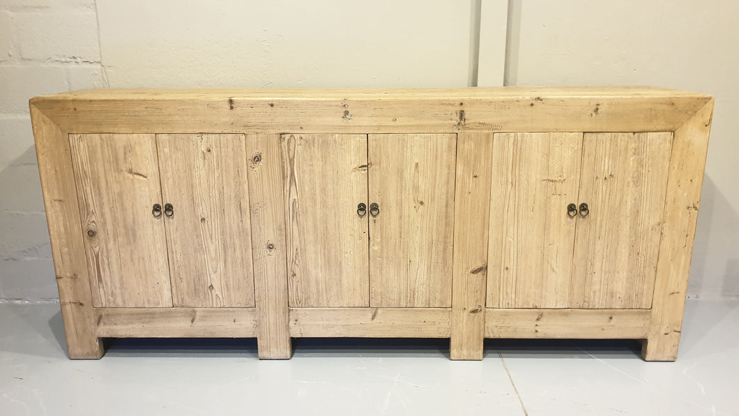 Side Board