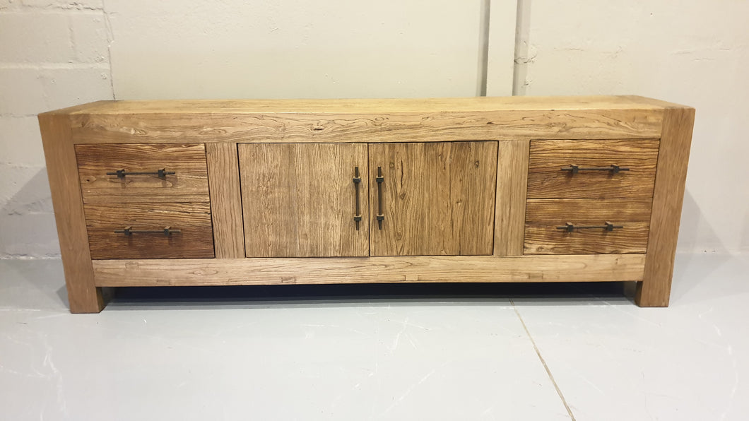 Side Board