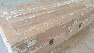 Side Board